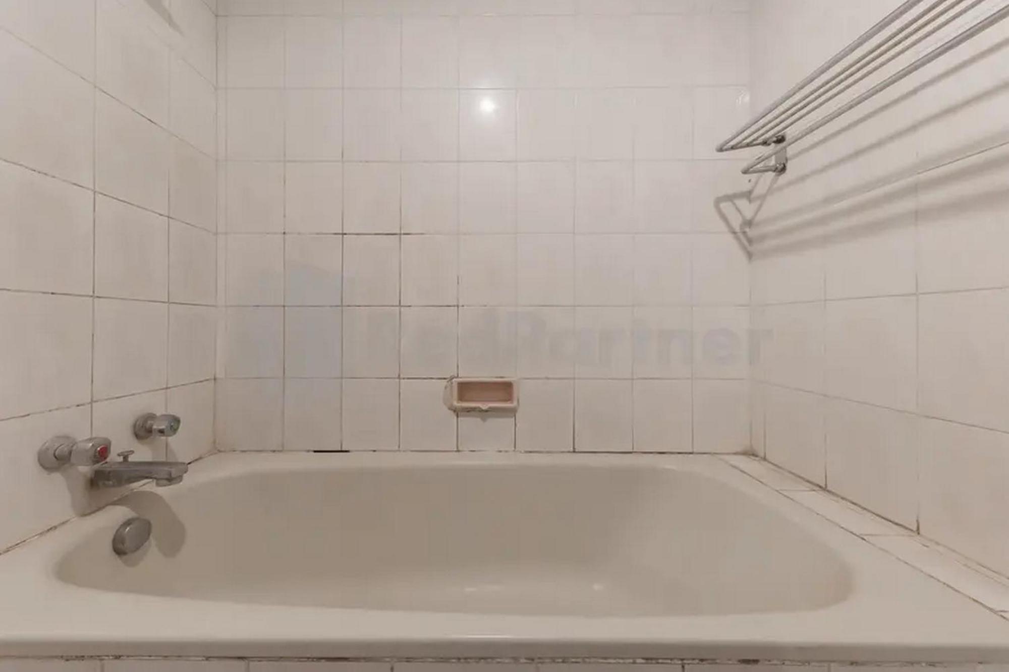 Hotel Ayong Linggarjati Kuningan Mitra Reddoorz Esterno foto